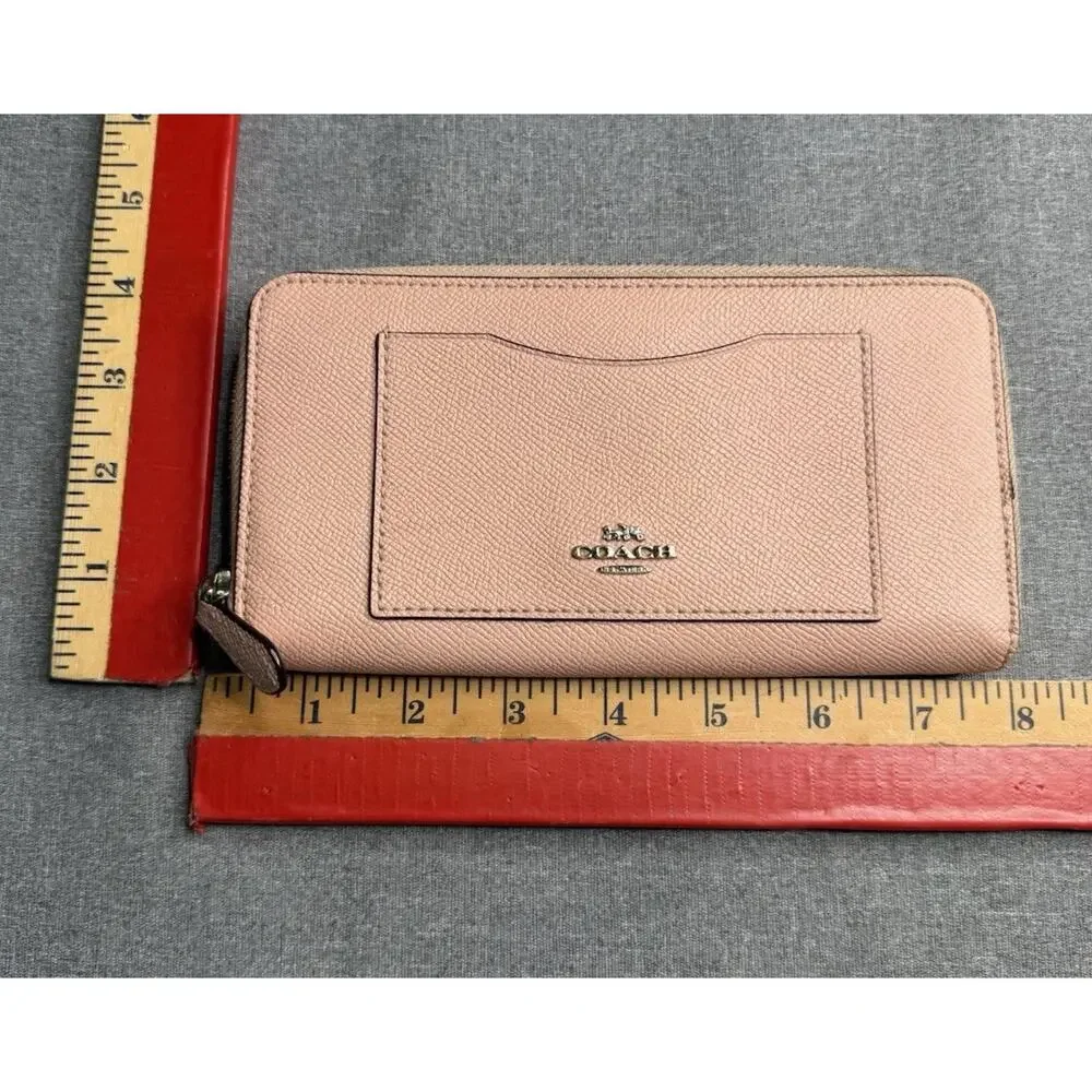 Coach Long Zip Around Wallet - Light Pink (C4451 IMRRJ) Xlnt Condition
